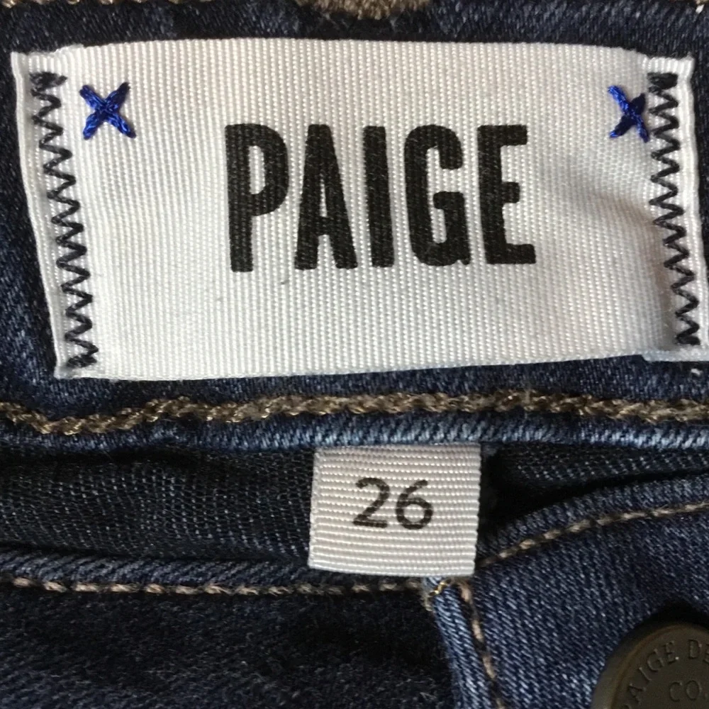 PAIGE Verdugo Ultra Skinny Ankle Jeans in Kaiya Wash - 26